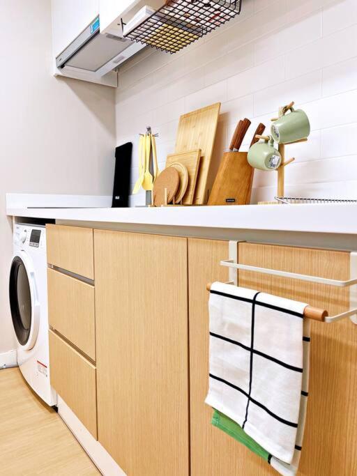 Apartment Hongdae, Sinchon, Mangwon, Entire 2nd Floor